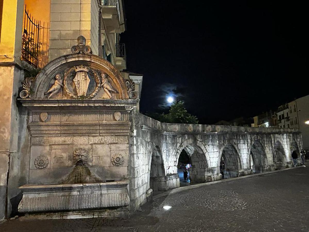 スルモナL'Antico Pozzoアパートメント エクステリア 写真